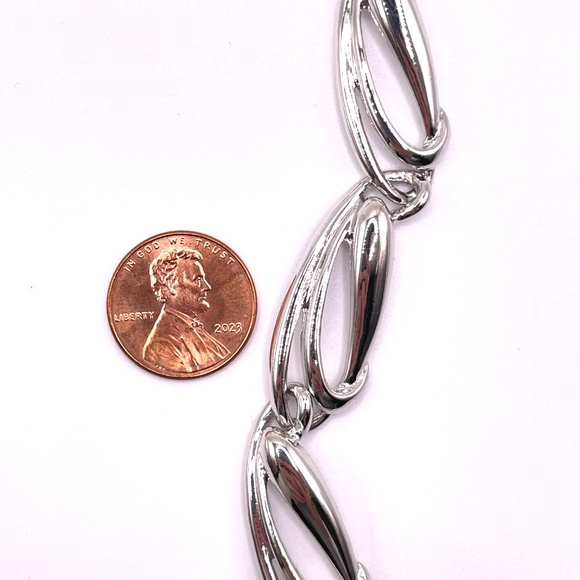 Trifari Silver Tone Modernist Choker Necklace - Picture 7 of 12